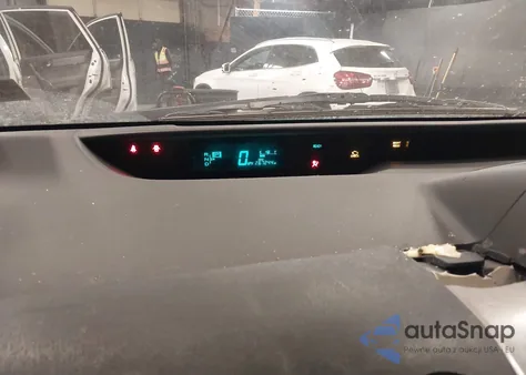 2008 Toyota Prius z USA, uszkodzony, nr VIN JTDKB20U187708570